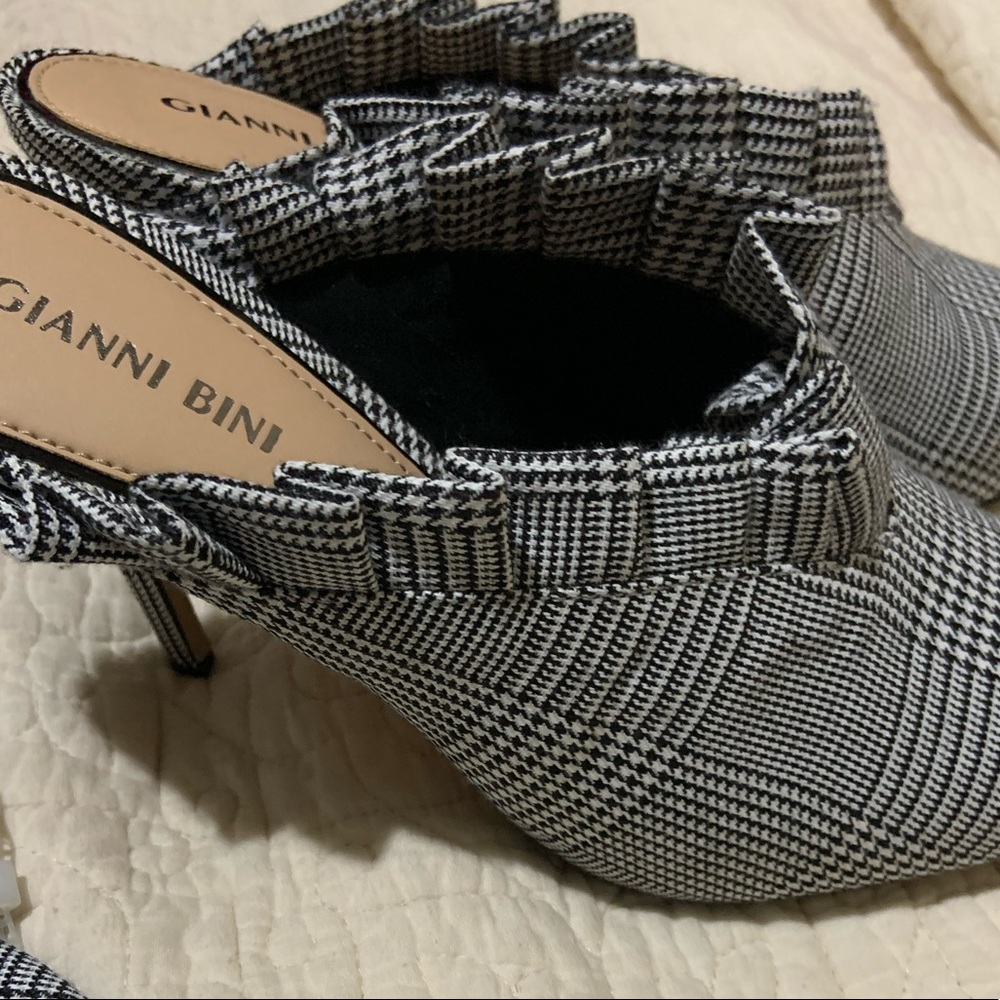 Fabulous Mules